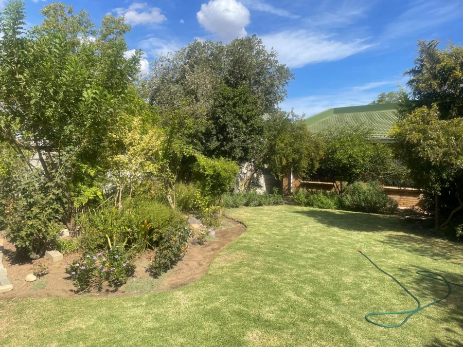5 Bedroom Property for Sale in Porterville Western Cape
